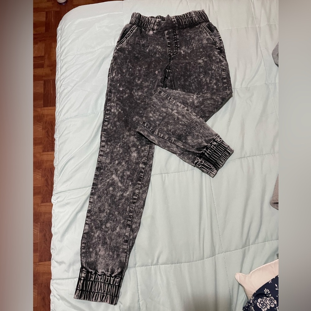 Iris Jeans brand printed pants